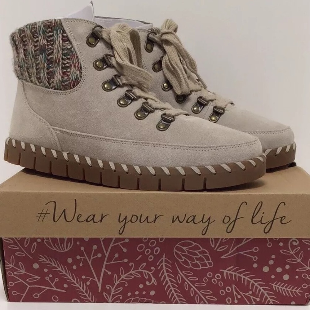 Muk Luks NWT Suede Monticello Hiking 🥾 Boots